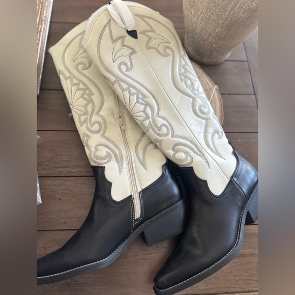 NWOT Women's Kenzi Tall Western Dress Boots with Memory Foam Wild Fable - Picture 4 of 10